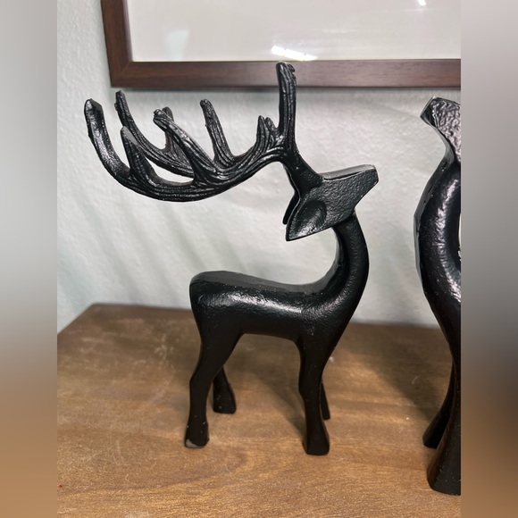 Set of 3 Black Metal Modern Traditional Reindeer - Picture 2 of 6